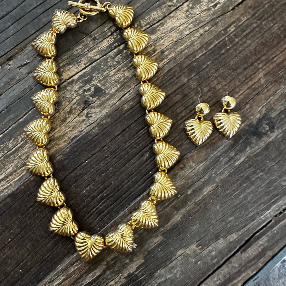 Gold Shell-Link Necklace with Matching Stud Earrings - Women's Jewelry